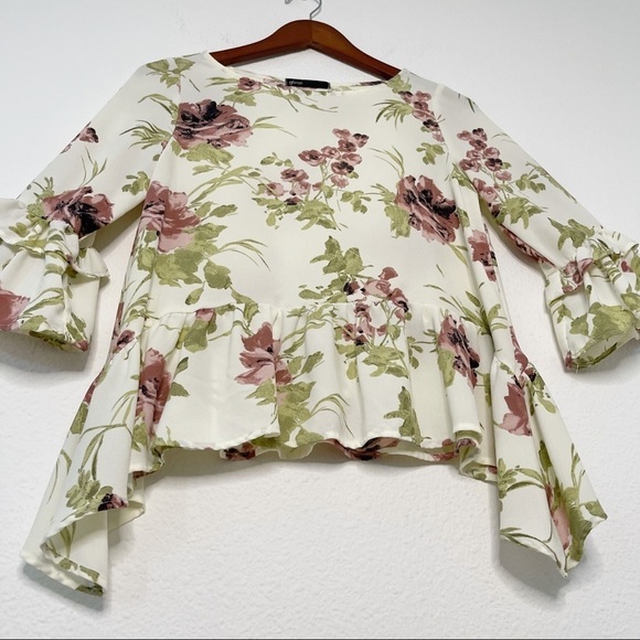 Gibson ruffled peplum 3/4 bell sleeves floral top petite small - Picture 5 of 10